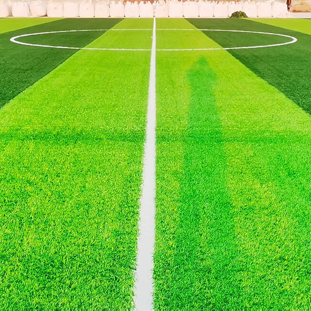 50 mm nogometno igrišče z umetno travo