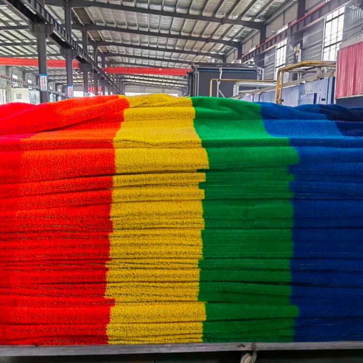 ရောင်စုံ မြက်ခင်းတု ပေးသွင်းသူ