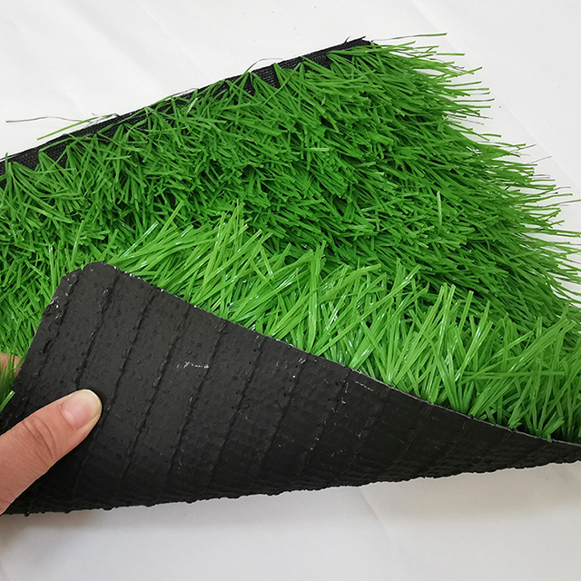 Futbol Sahası i&ccedil;in 45mm Dolgulu Futbol &Ccedil;imi