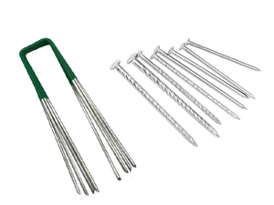 installation de gazon synth&eacute;tique.jpg